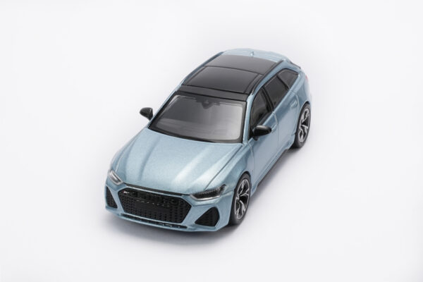 AUDI RS6 AVANT- ICE BLUE