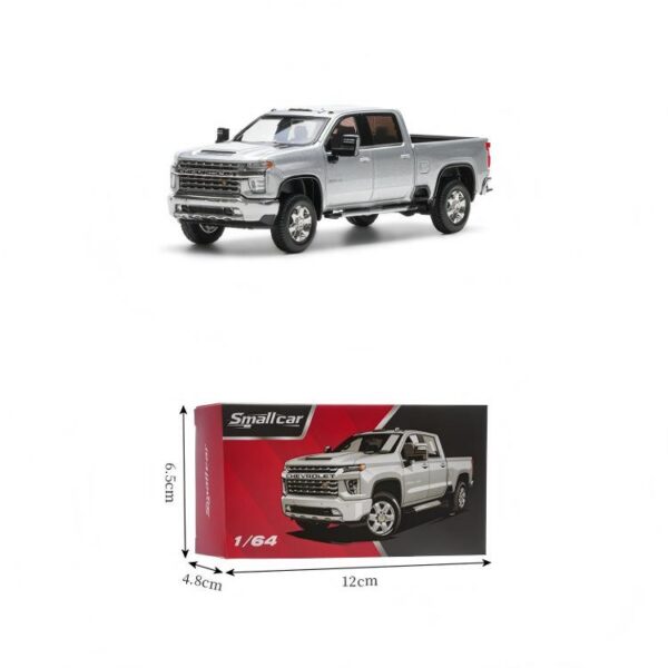（Silver）Chevrolet Silverado