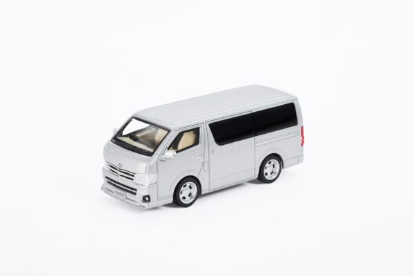2010 TOYOTA HIACE-SILVERY