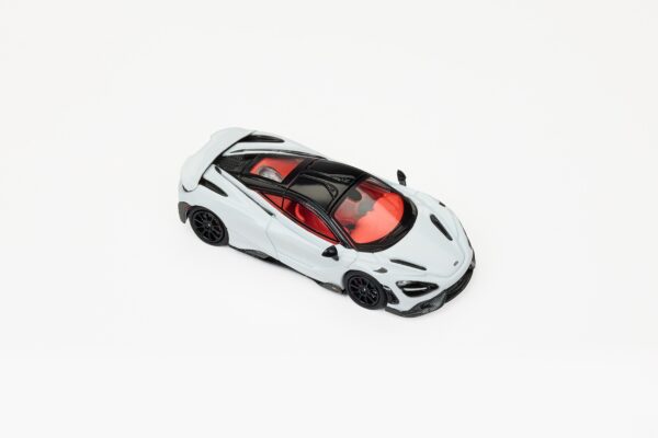 McLaren 765T-WHITE
