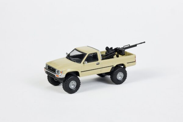 1994 TOYOTA HILUX LN107-DESERT YELLOW
